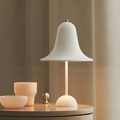 Lampada da tavolo nordica con decorazione creativa Hat Bell a tre fasi con spina americana