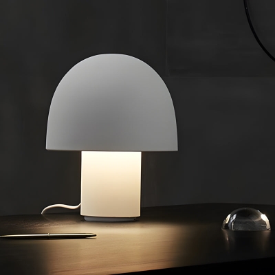 Lampada da tavolo nordica in metallo con decorazione rotonda a forma di fungo con spina americana