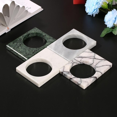 Set di ornamenti personalizzati vintage in marmo di forma quadrata da 4 pezzi, verde bianco