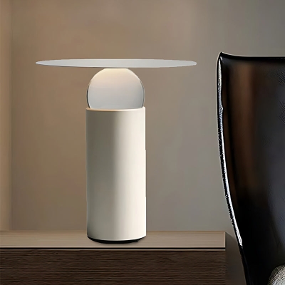 Lampada da tavolo nordica con ornamenti di lusso con sfera di cristallo regolabile creativa