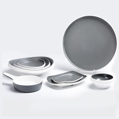 Set di stoviglie in melamina bianca grigio rustico da 8 pezzi