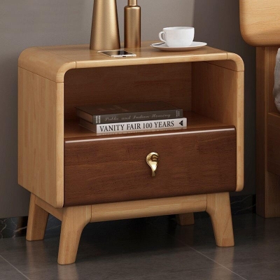 Comodini rettangolari in legno di gomma con piedini in legno massello e un cassetto