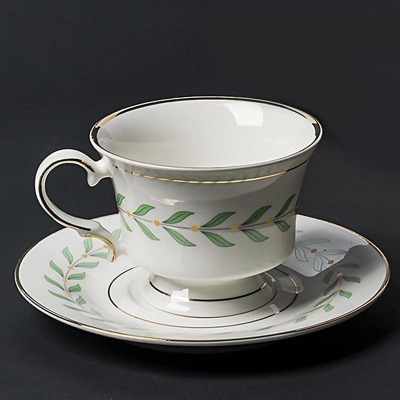 Set tazza da tè e piattino in porcellana