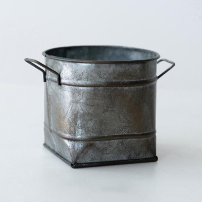 Contenitore per acqua e latte con brocca in ferro rustico